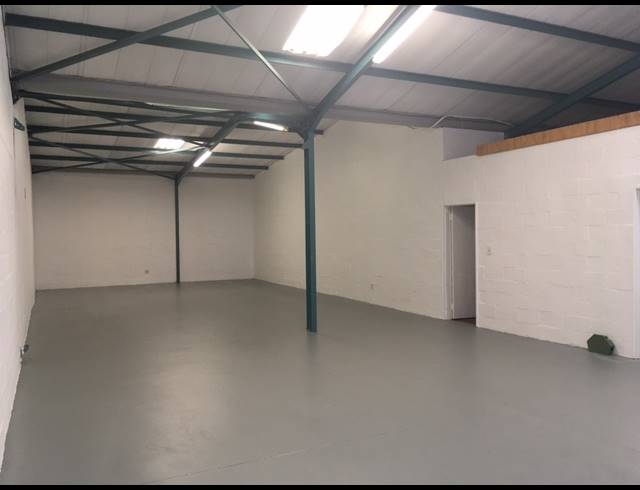 174M² WAREHOUSE RENTED IN DIEP RIVER